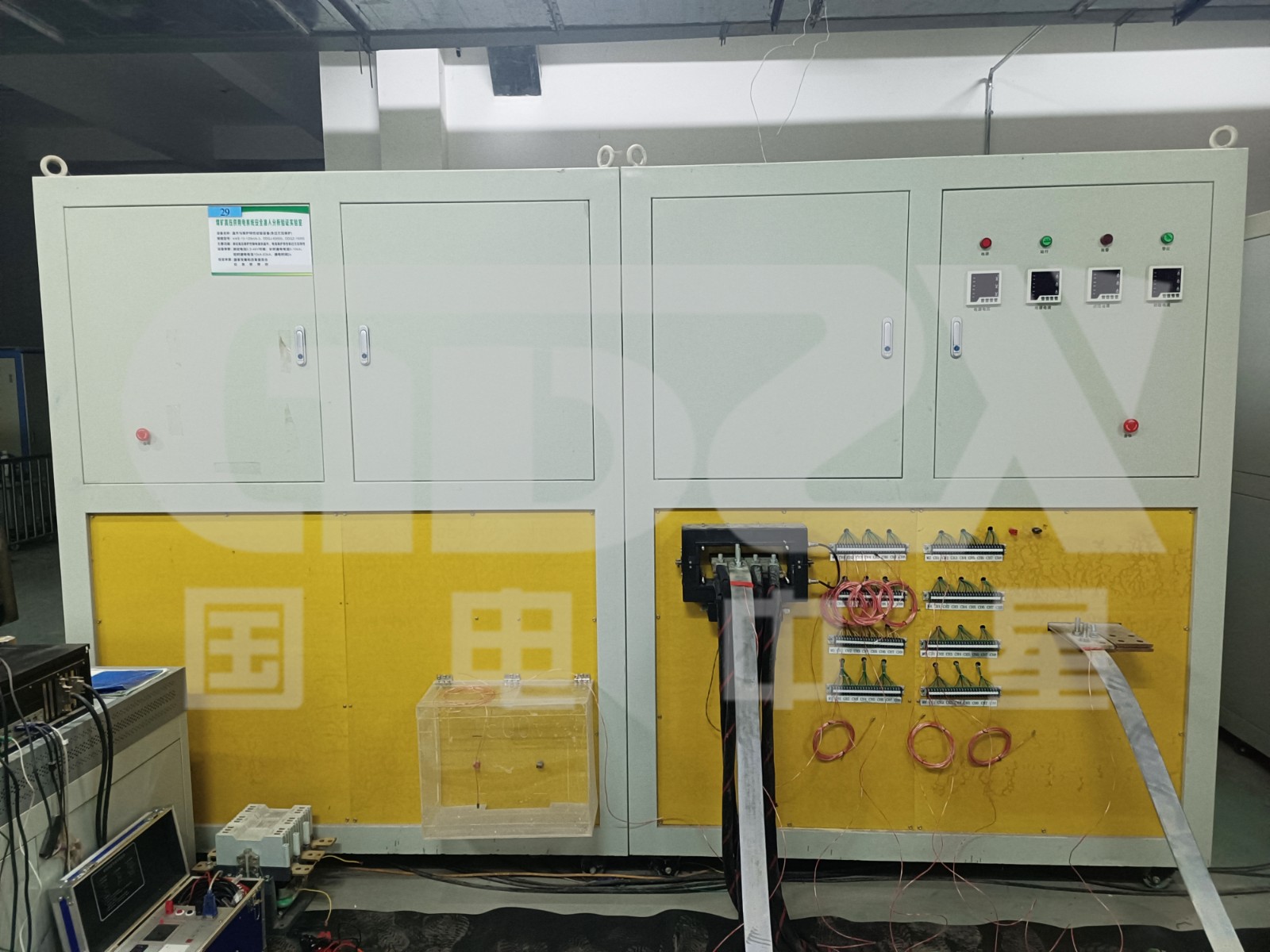 15kA直流溫升與保護特性試驗設(shè)備.jpg